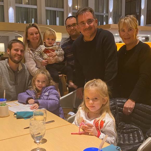 Meet your Posher, Karen - Picture 1 of 1